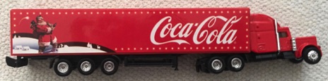 10149-1 € 5,00 coca cola vrachtwagen kerstman staand in de sneeuw 18 cm.jpeg